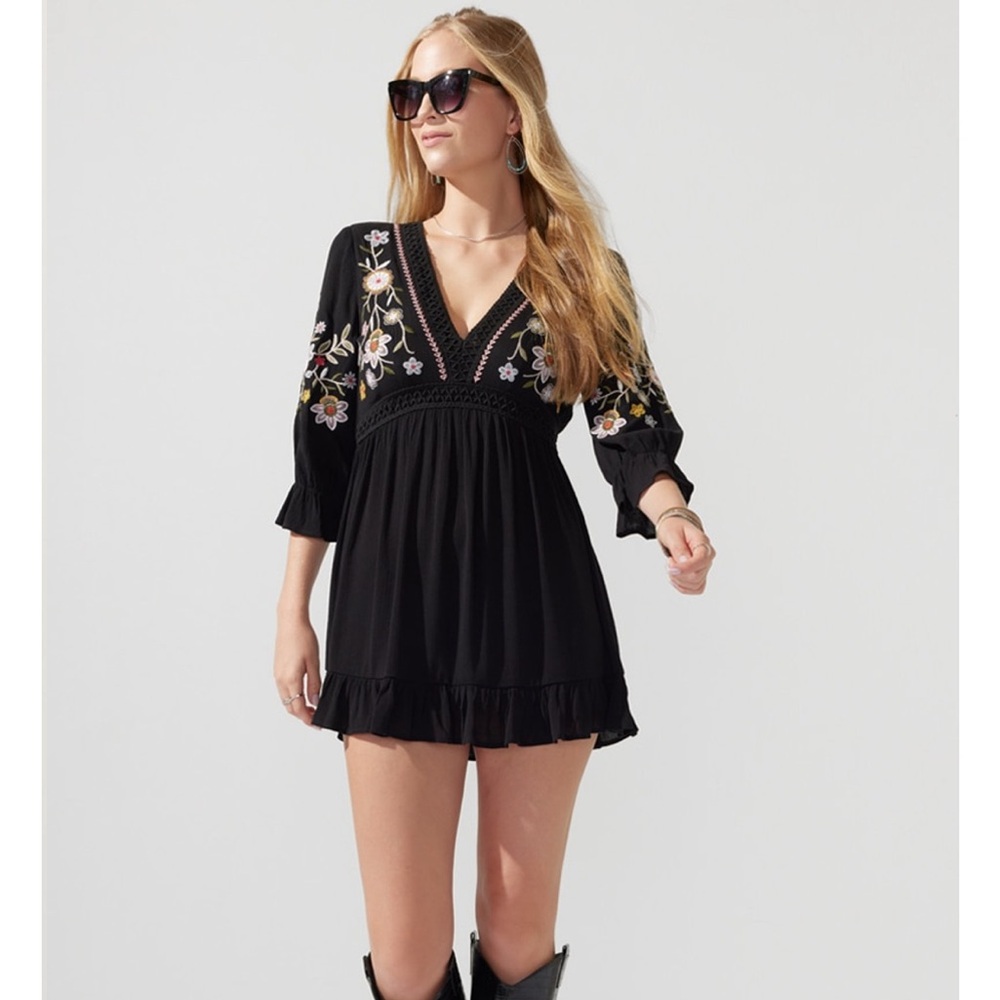 Francesca’s Lylah Embroidered Mini Dress